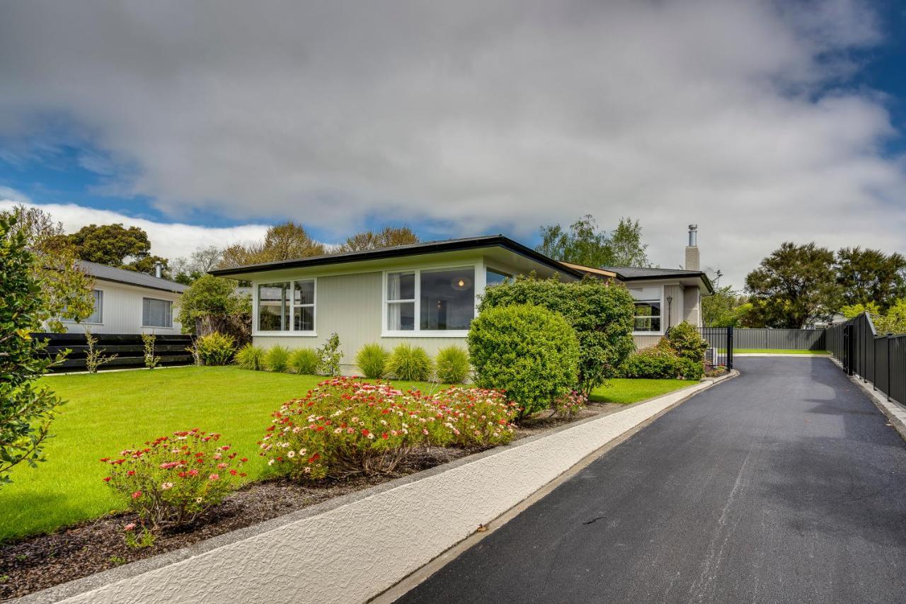 Belmont Pool Paradise - Havelock North Home Exteriör bild