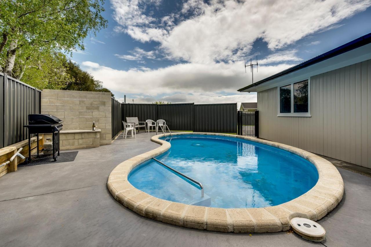 Belmont Pool Paradise - Havelock North Home Exteriör bild